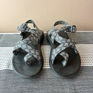 Chaco Women’s Z/Cloud Sandals Gray and White Pattern Size 6